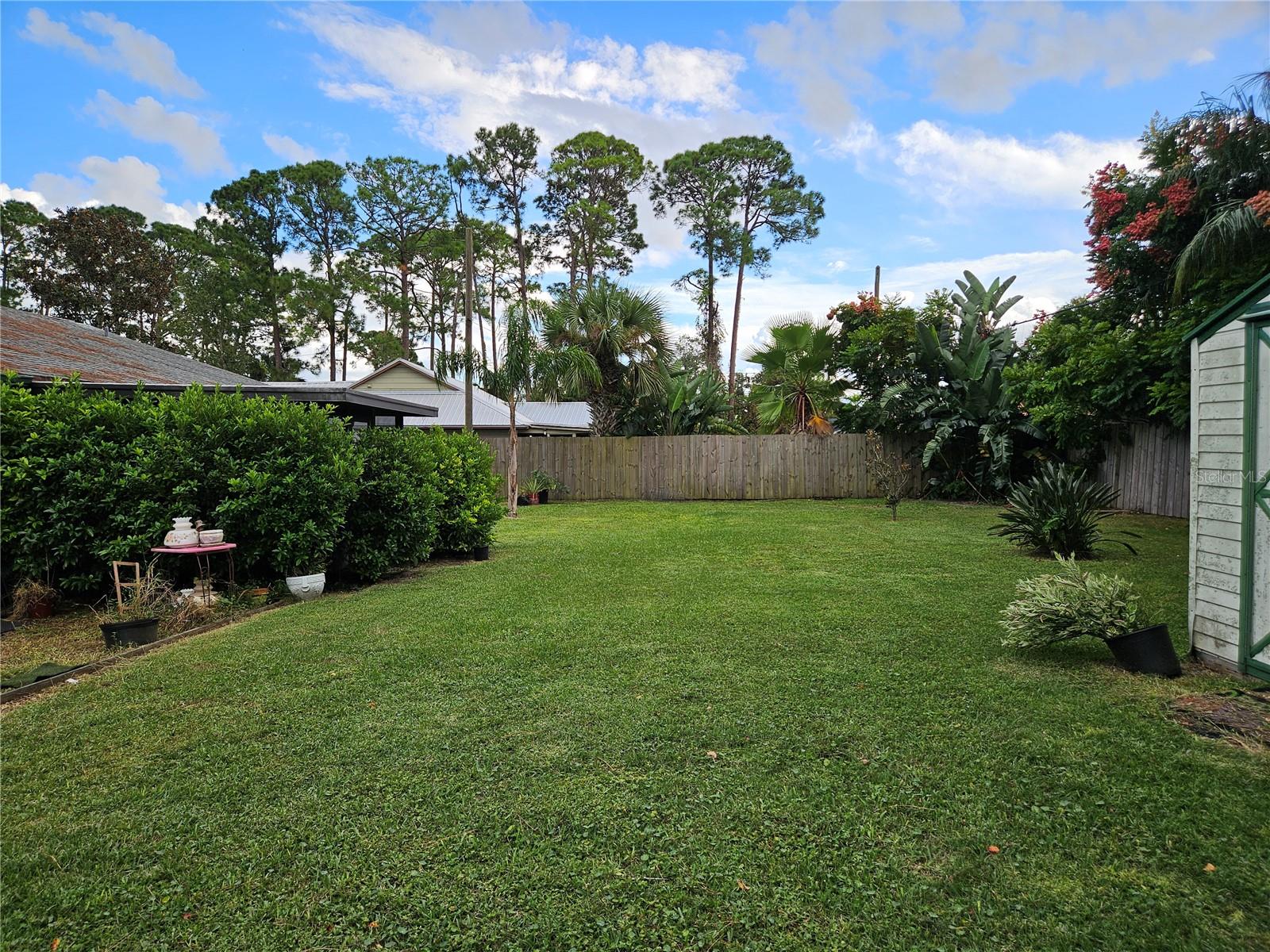 Image 6 of 39 For 2726 Sabal Palm Drive