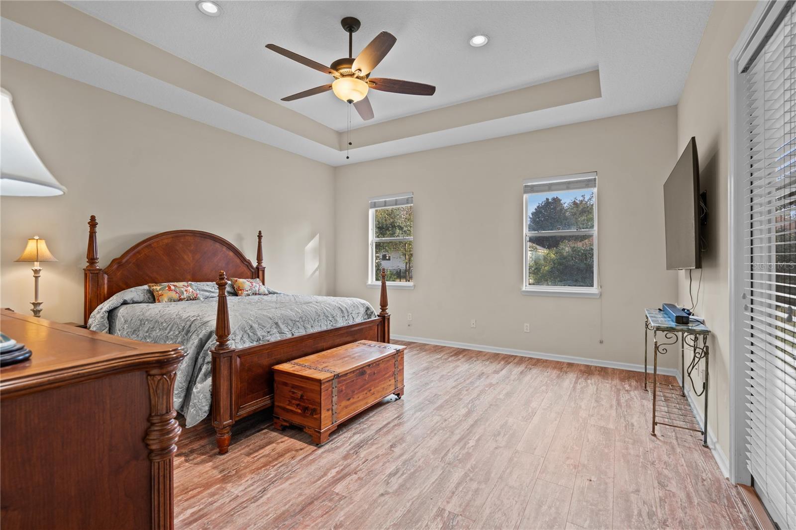 Image 26 of 49 For 709 Toria Lane