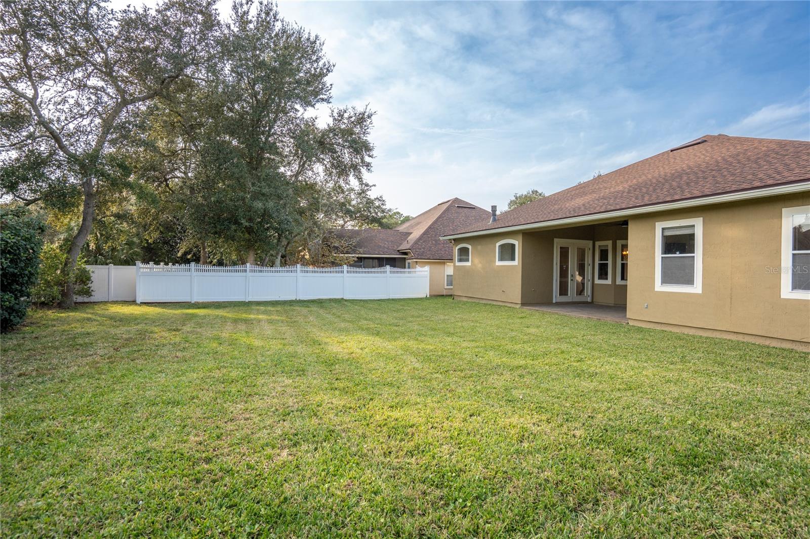 Image 30 of 49 For 709 Toria Lane