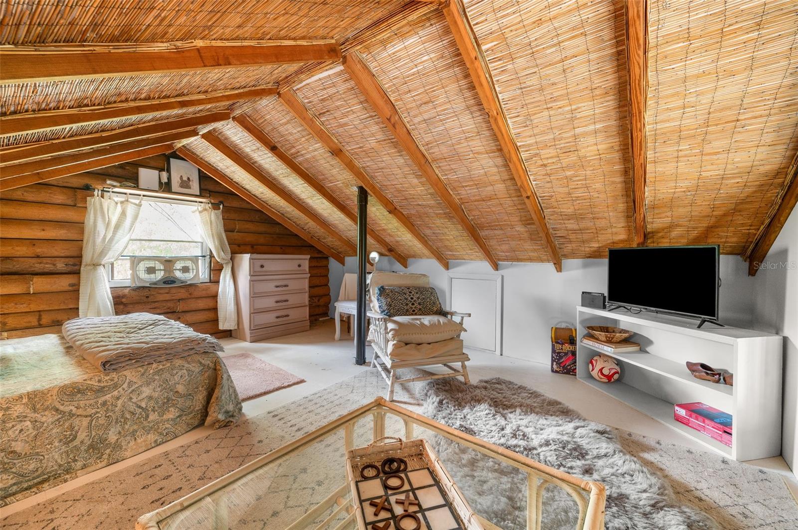 Image 22 of 74 For 133 Seminole Trail