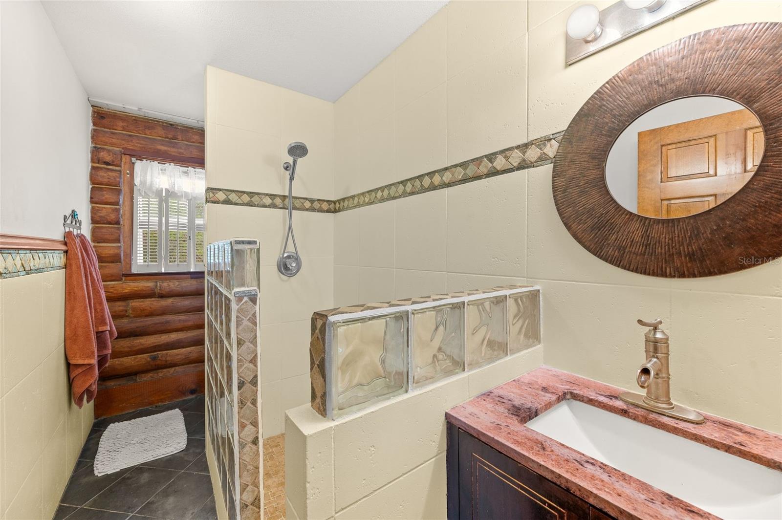 Image 26 of 74 For 133 Seminole Trail