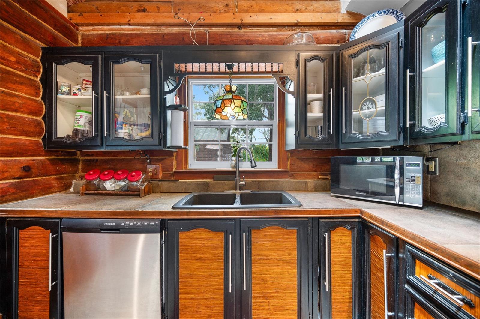 Image 8 of 74 For 133 Seminole Trail