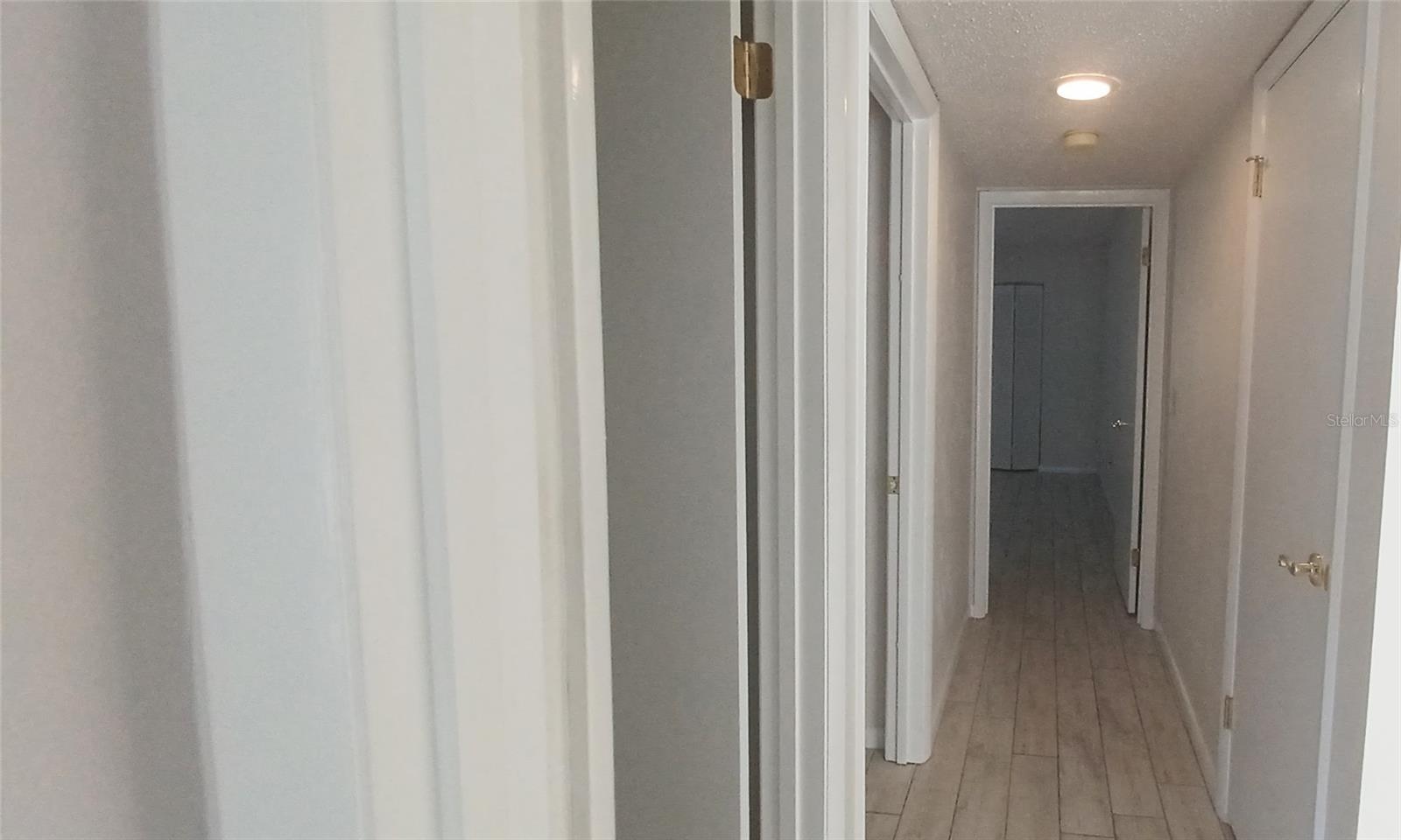 Image 17 of 28 For 35 Sherbury Court 35