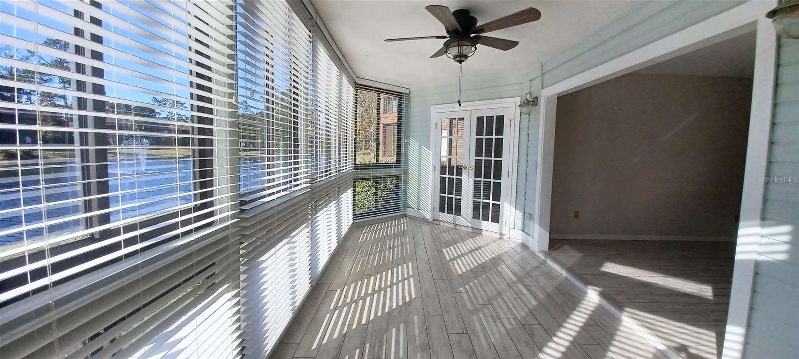 Image 4 of 28 For 35 Sherbury Court 35