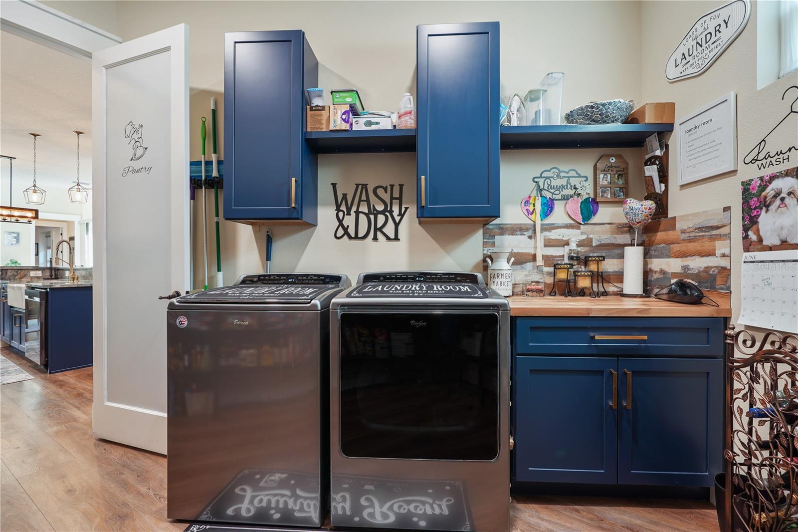 Image 20 of 62 For 4 Oakview Court