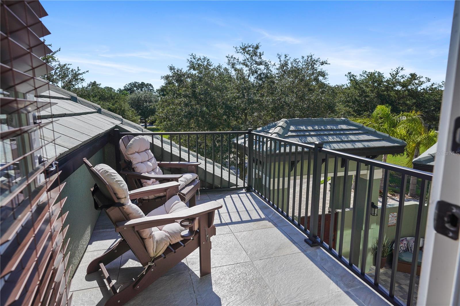 Image 27 of 62 For 4 Oakview Court