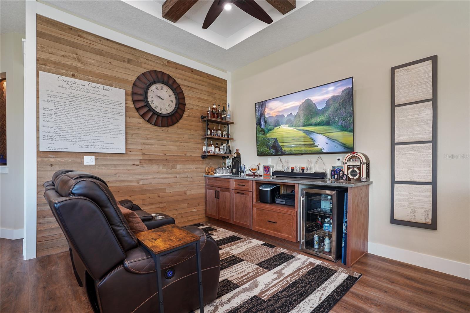 Image 28 of 62 For 4 Oakview Court