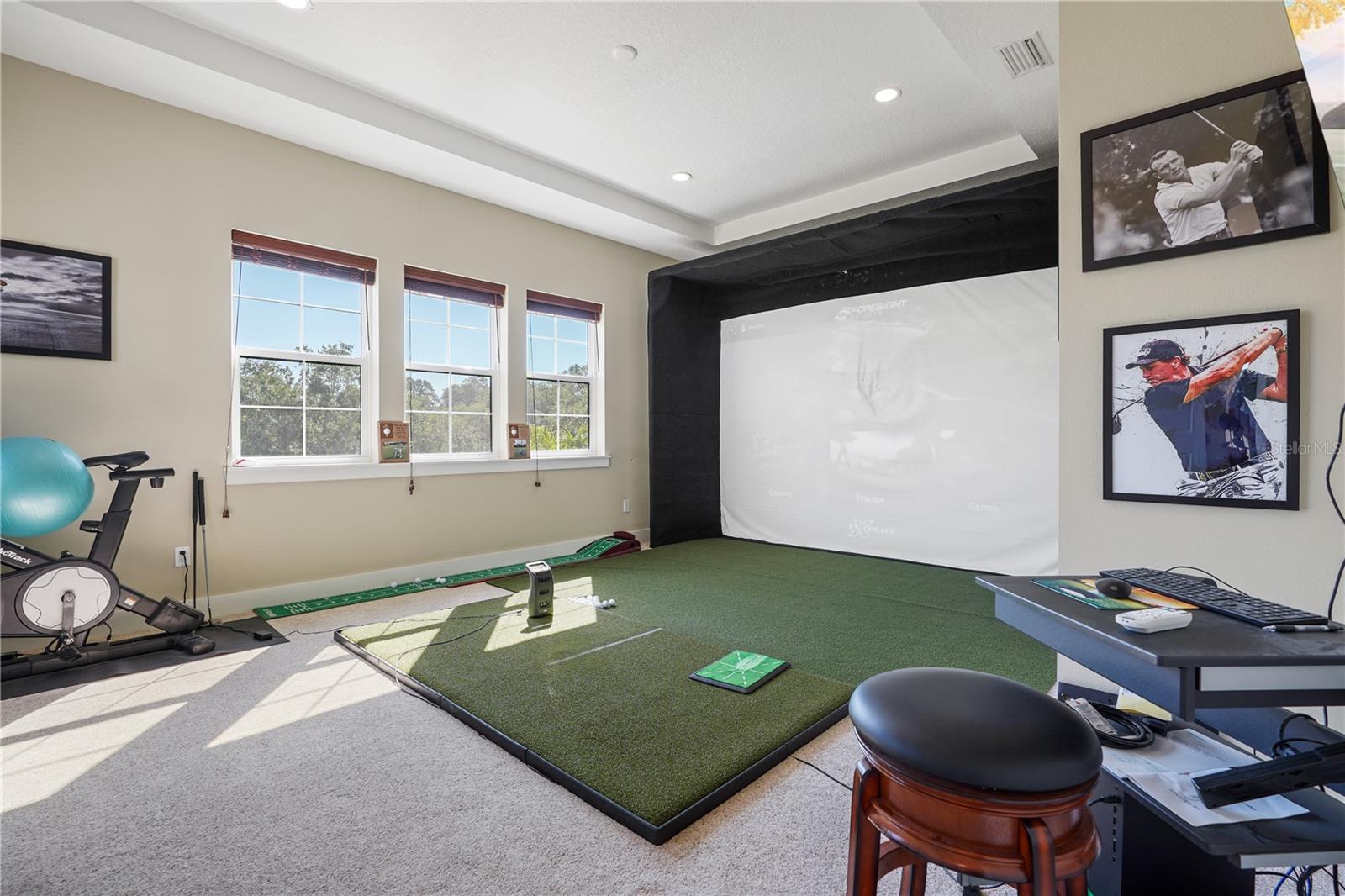 Image 33 of 62 For 4 Oakview Court