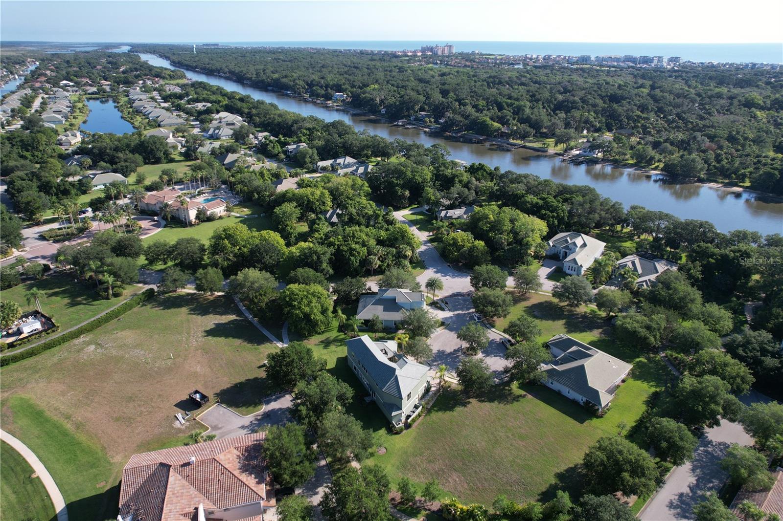 Image 44 of 62 For 4 Oakview Court