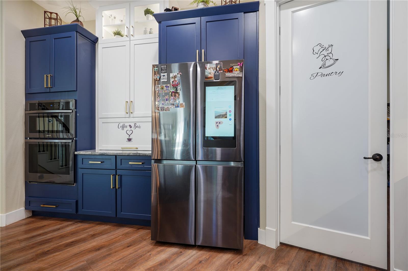 Image 7 of 62 For 4 Oakview Court