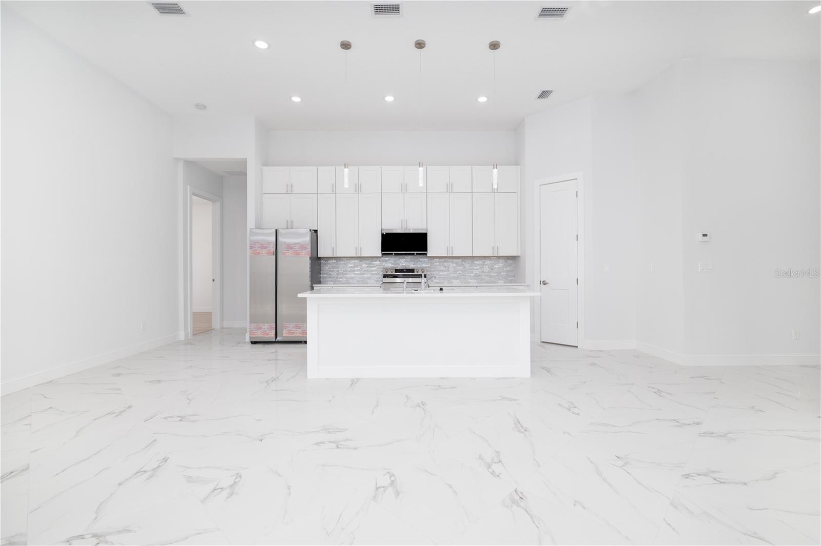 Image 12 of 32 For 9 Watkins Place