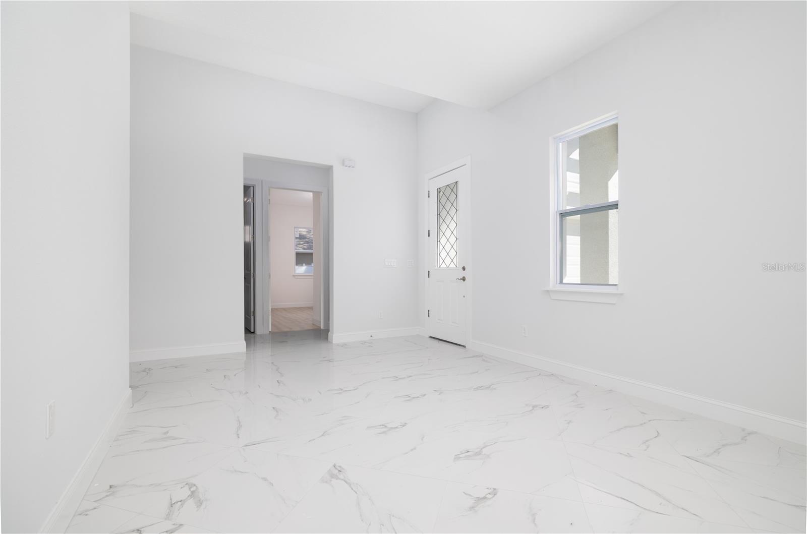 Image 22 of 32 For 9 Watkins Place