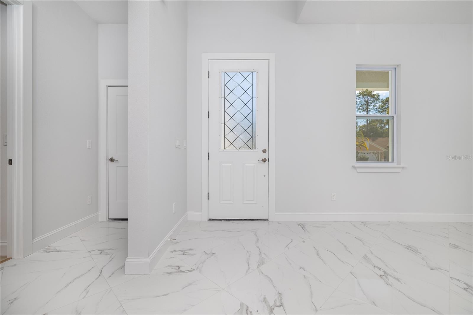 Image 7 of 32 For 9 Watkins Place