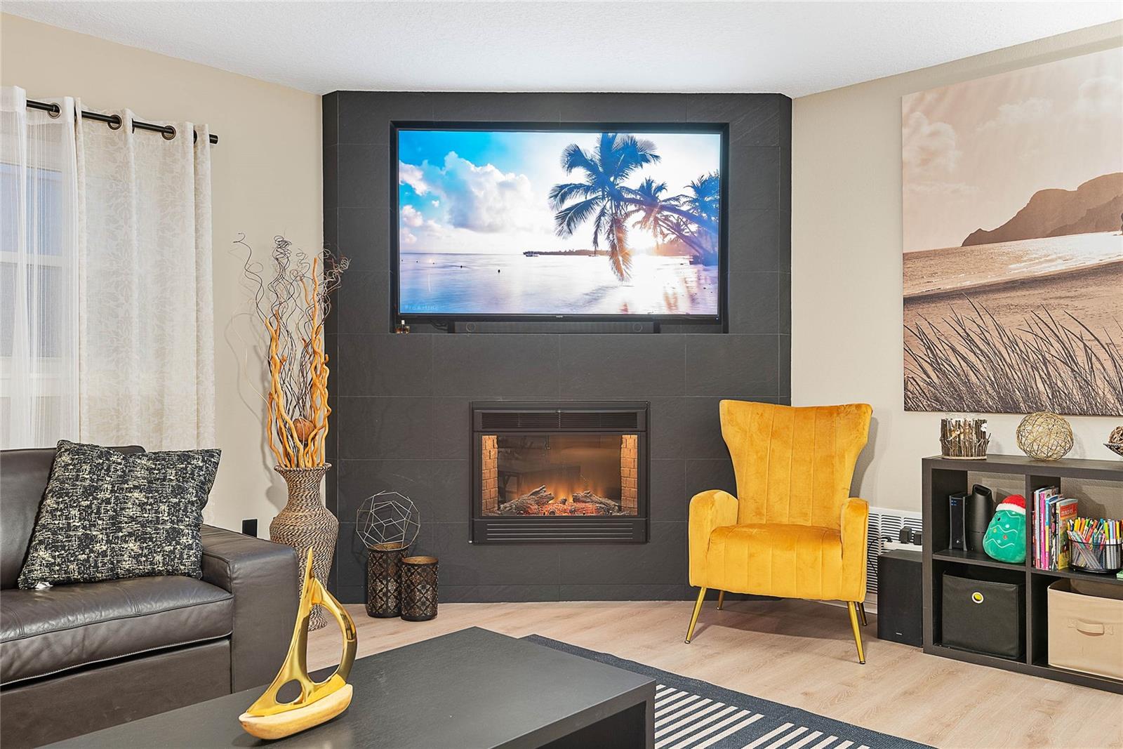 Image 10 of 52 For 61 Comanche Court