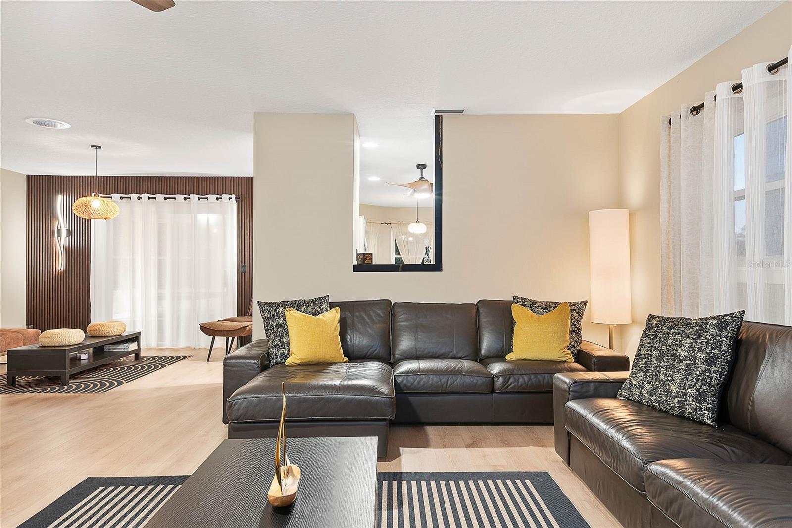 Image 20 of 52 For 61 Comanche Court