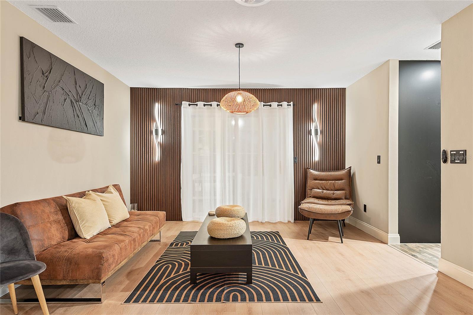 Image 37 of 52 For 61 Comanche Court