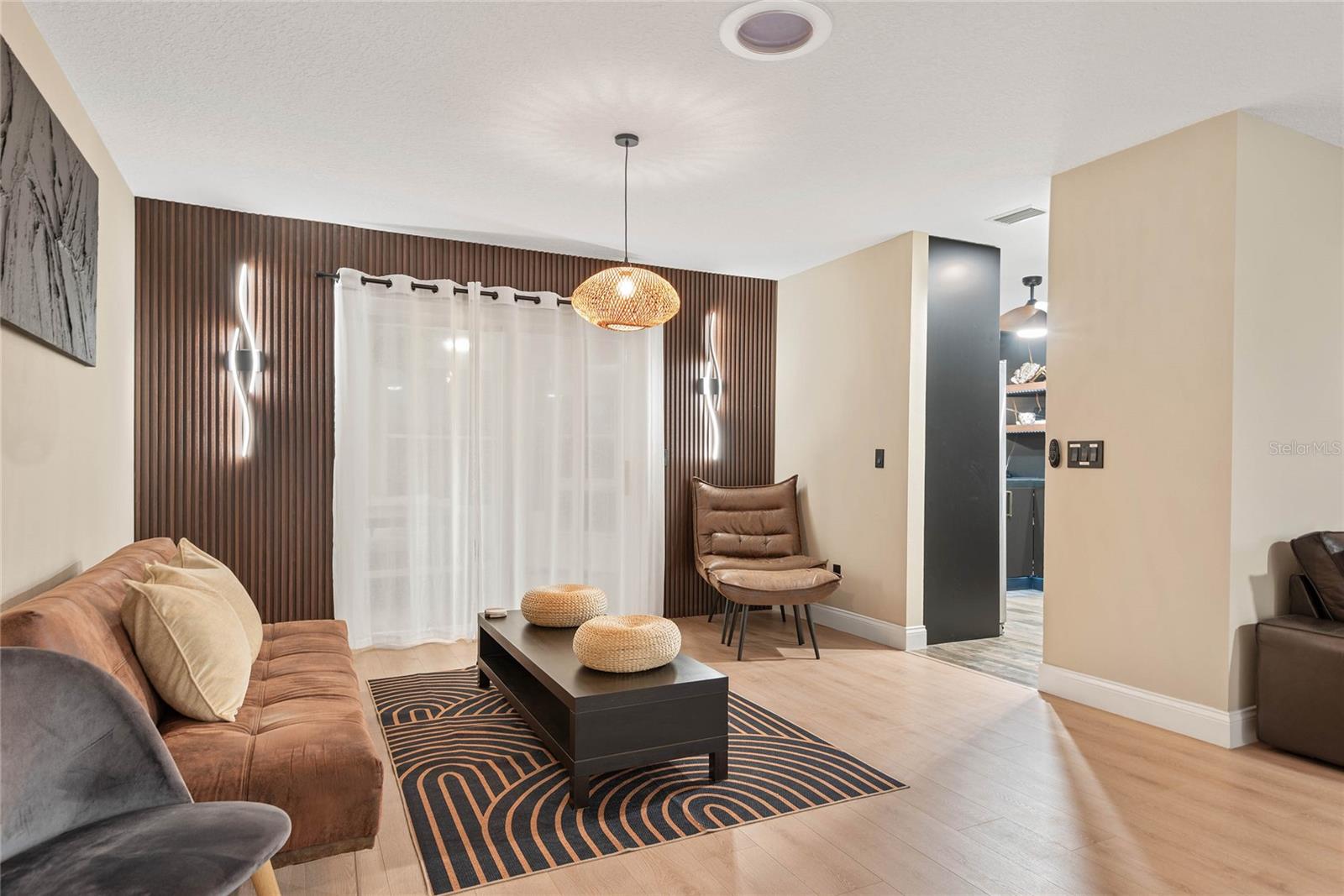 Image 39 of 52 For 61 Comanche Court