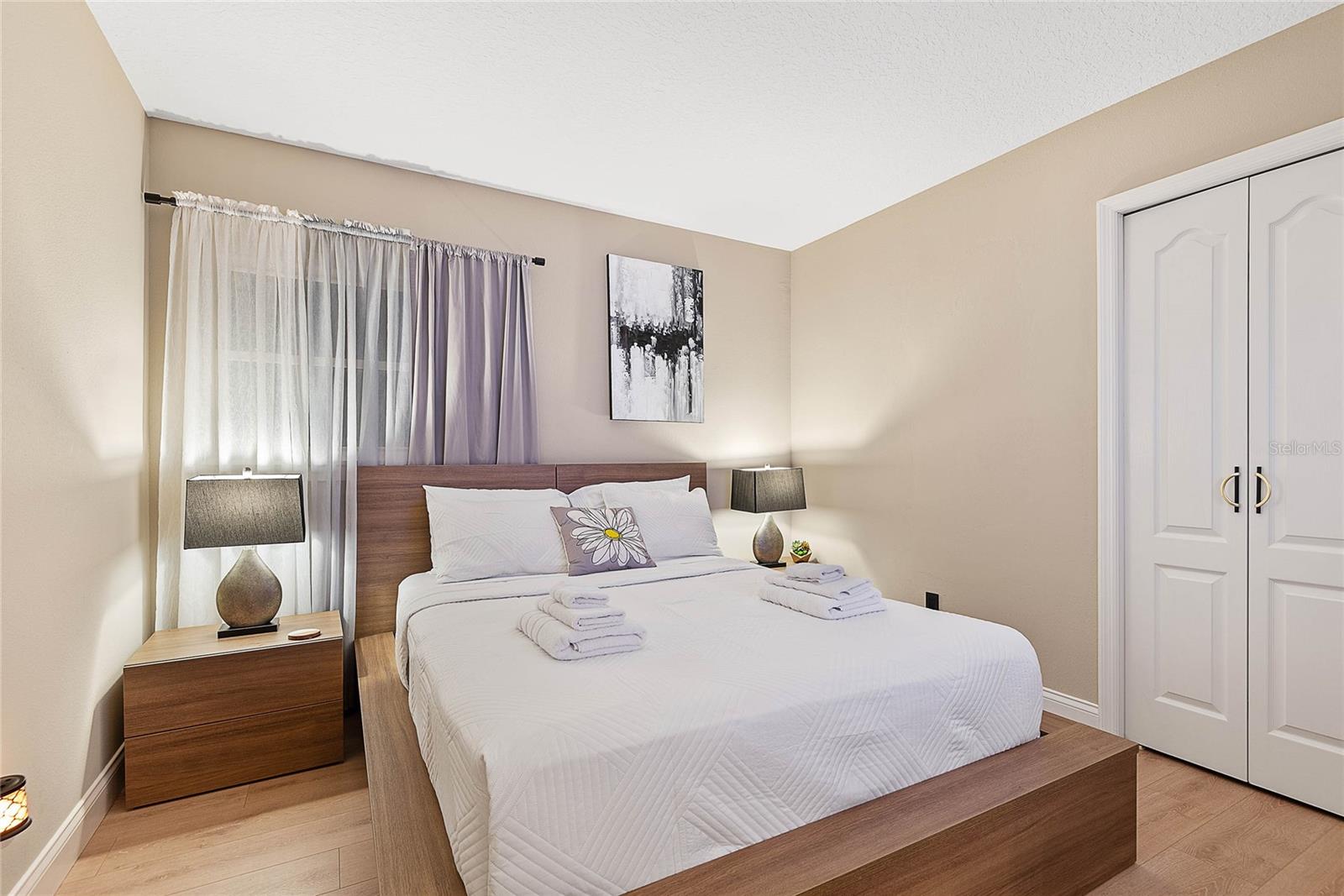 Image 42 of 52 For 61 Comanche Court