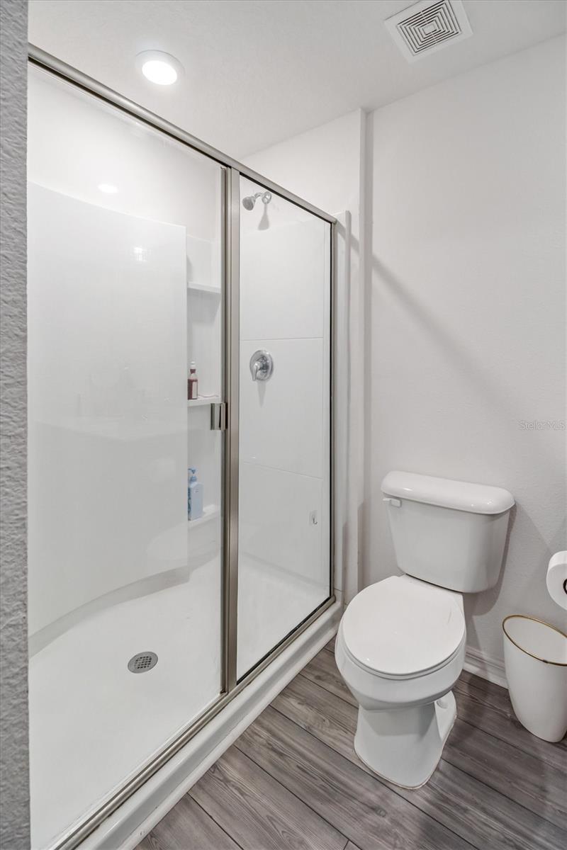 Image 10 of 18 For 8 Pittwick Lane