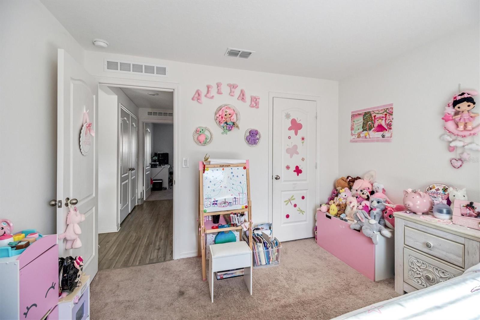 Image 12 of 18 For 8 Pittwick Lane