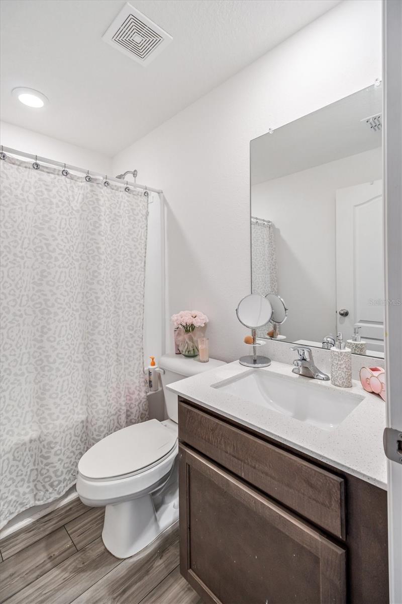 Image 13 of 18 For 8 Pittwick Lane