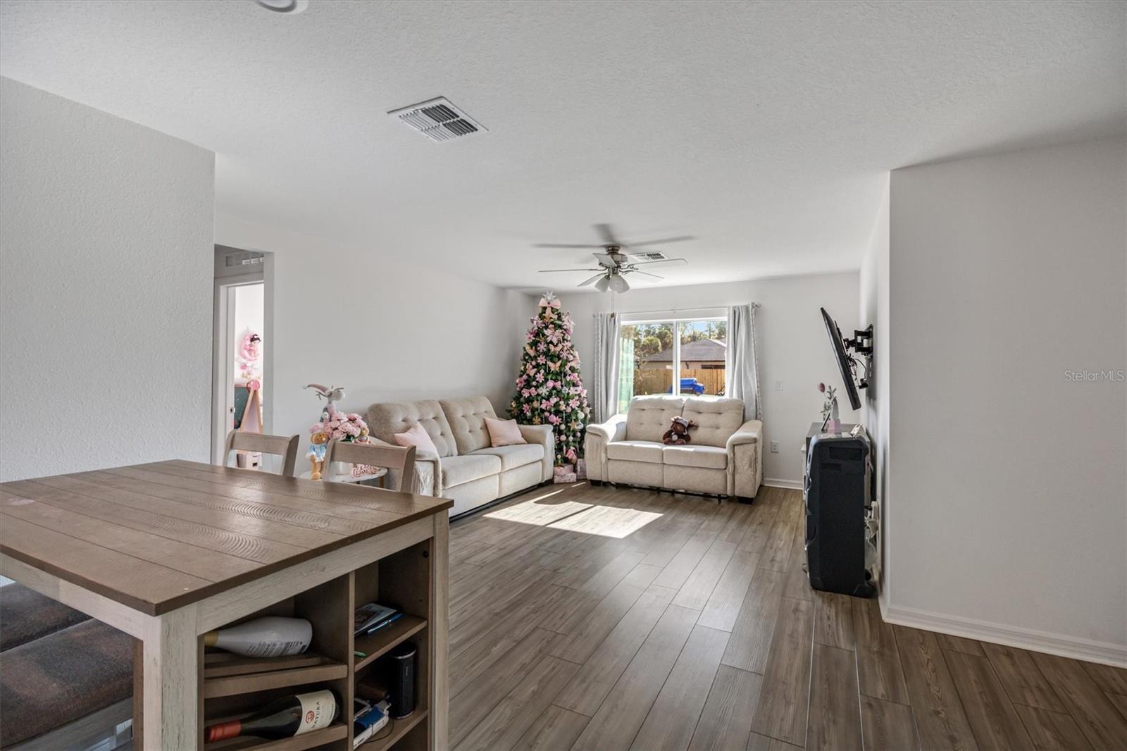 Image 3 of 18 For 8 Pittwick Lane