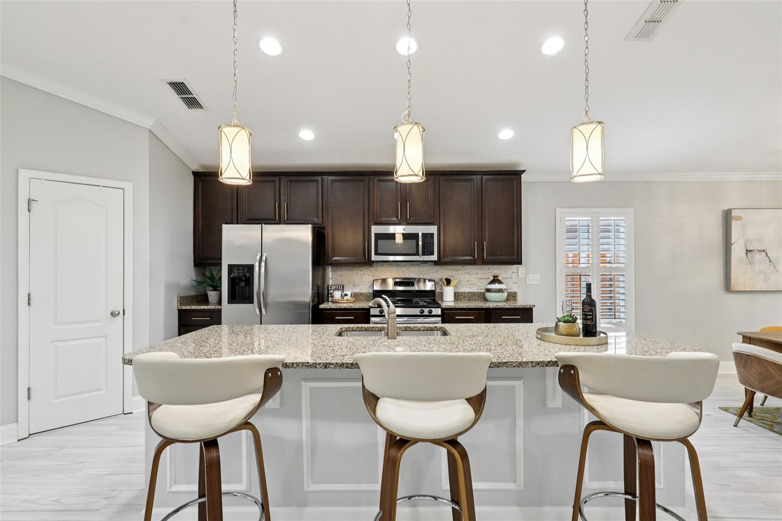 Image 16 of 43 For 60 Vestavia Court