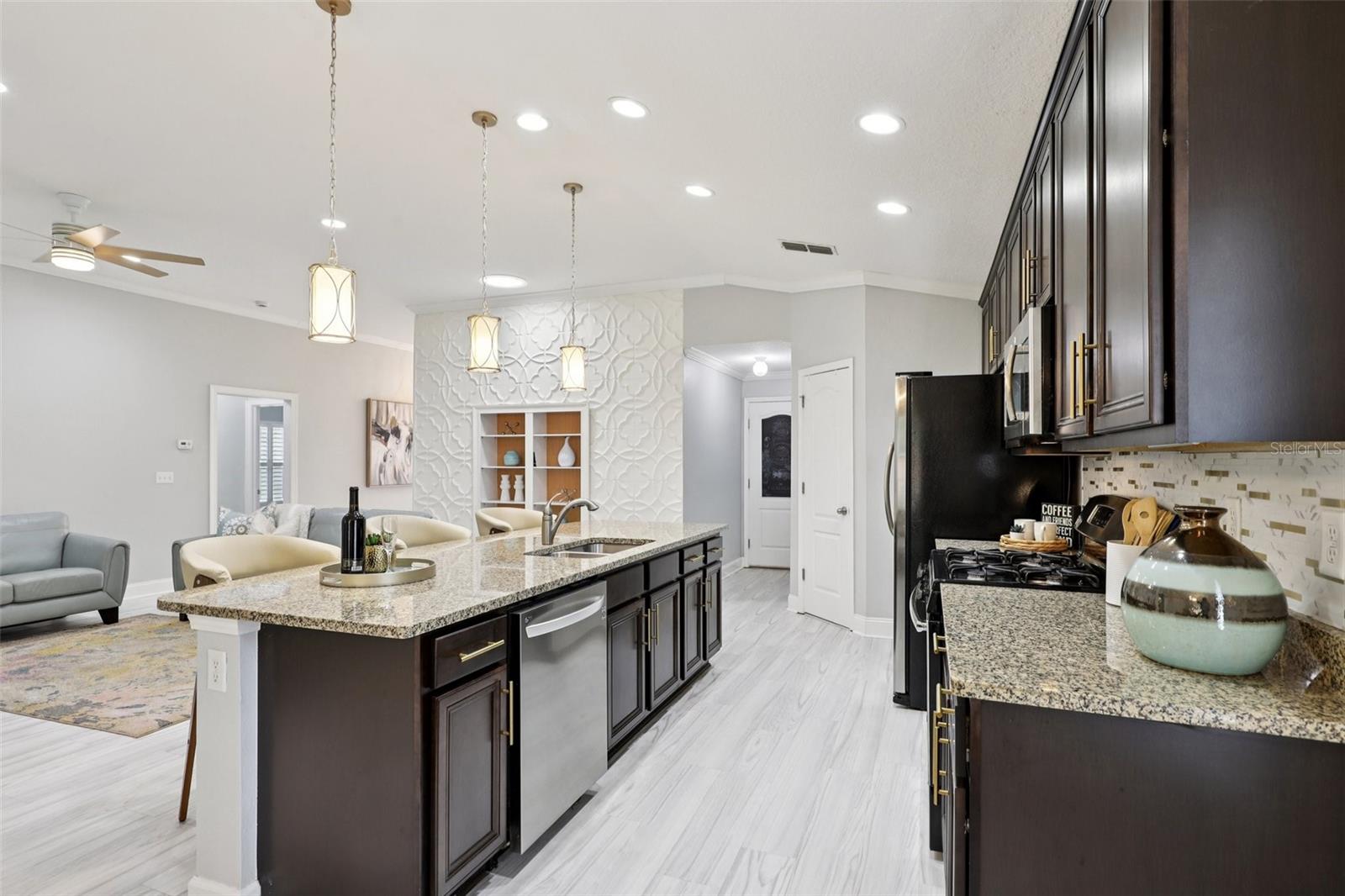 Image 18 of 43 For 60 Vestavia Court