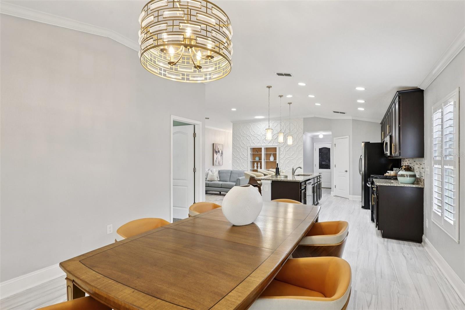 Image 21 of 43 For 60 Vestavia Court