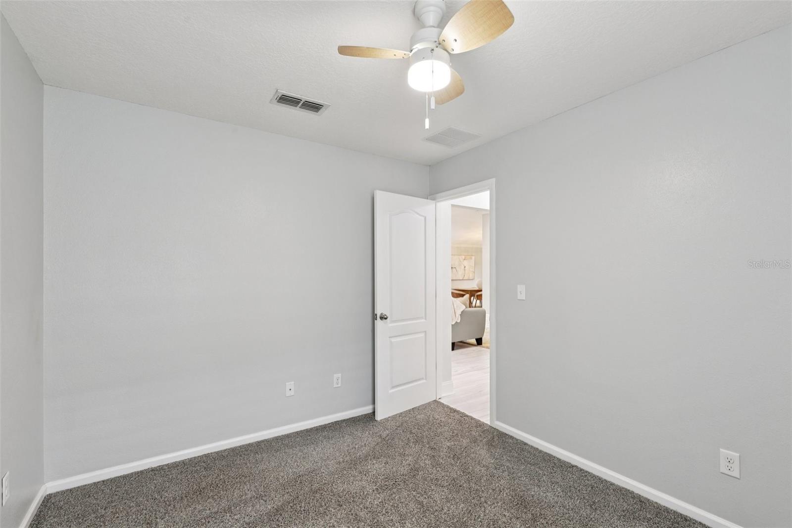 Image 25 of 43 For 60 Vestavia Court