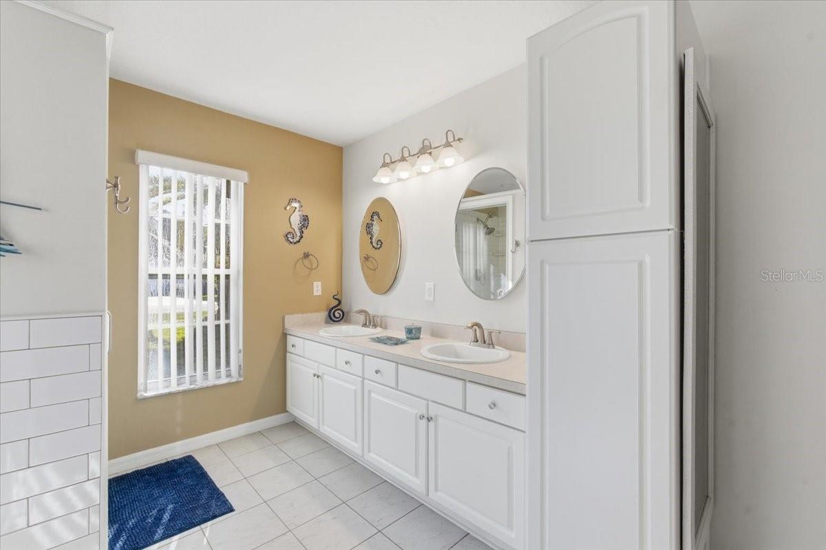 Image 14 of 28 For 109 Barrington Drive