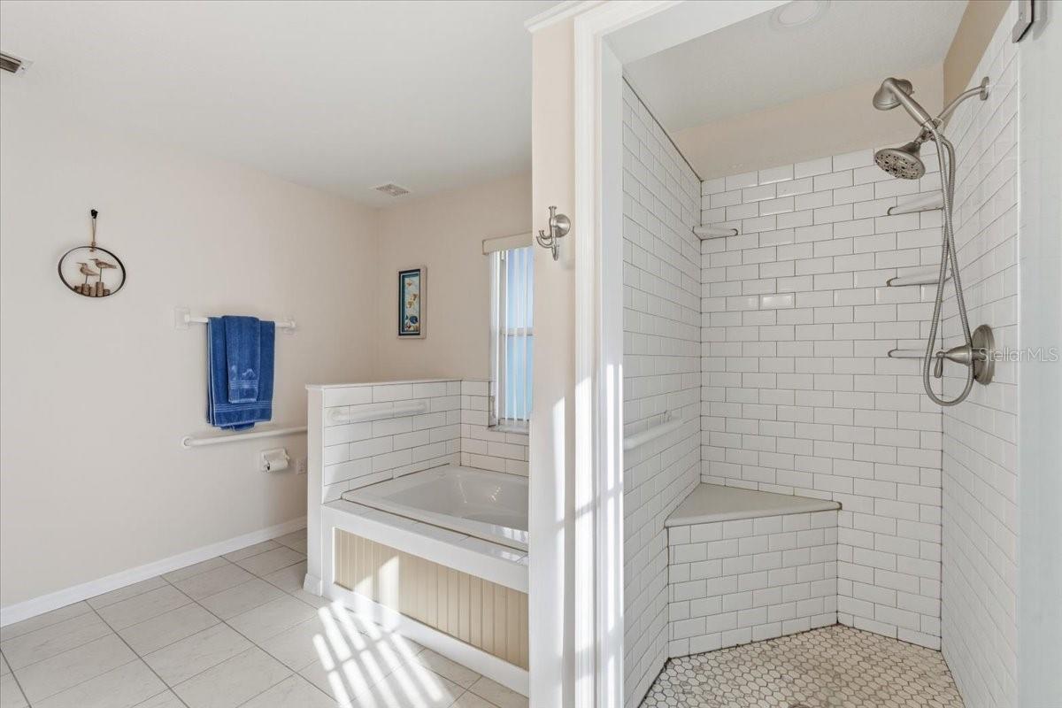 Image 16 of 28 For 109 Barrington Drive