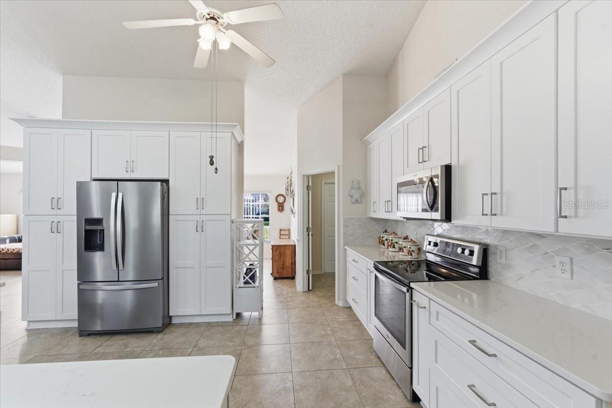 Image 6 of 28 For 109 Barrington Drive