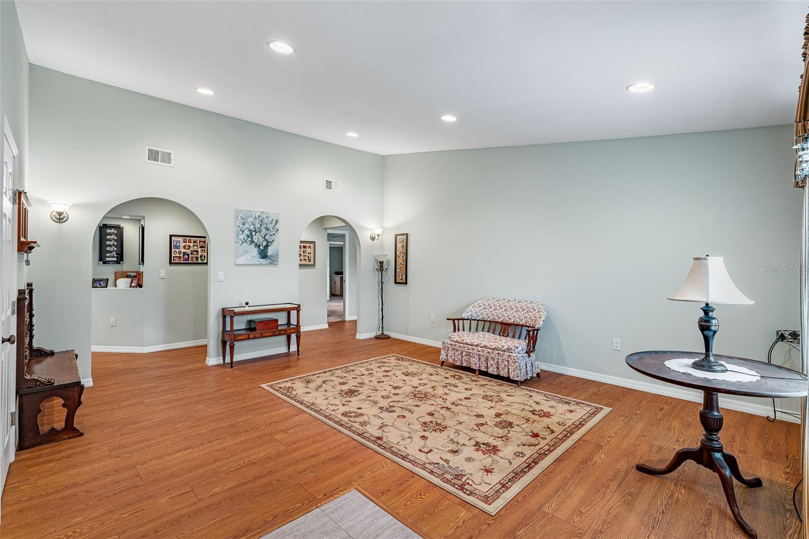 Image 14 of 61 For 2008 Daytona Avenue