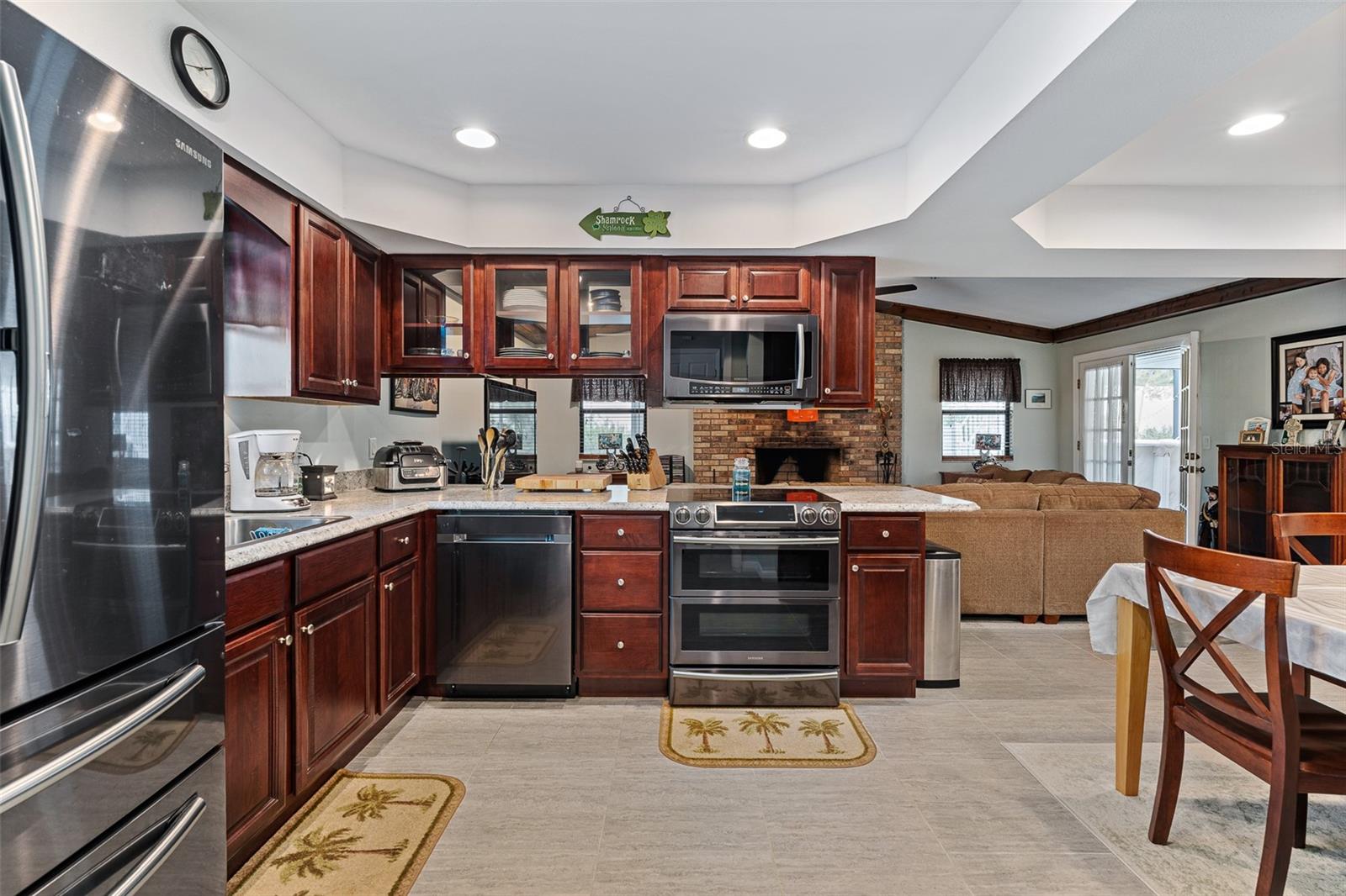 Image 20 of 61 For 2008 Daytona Avenue