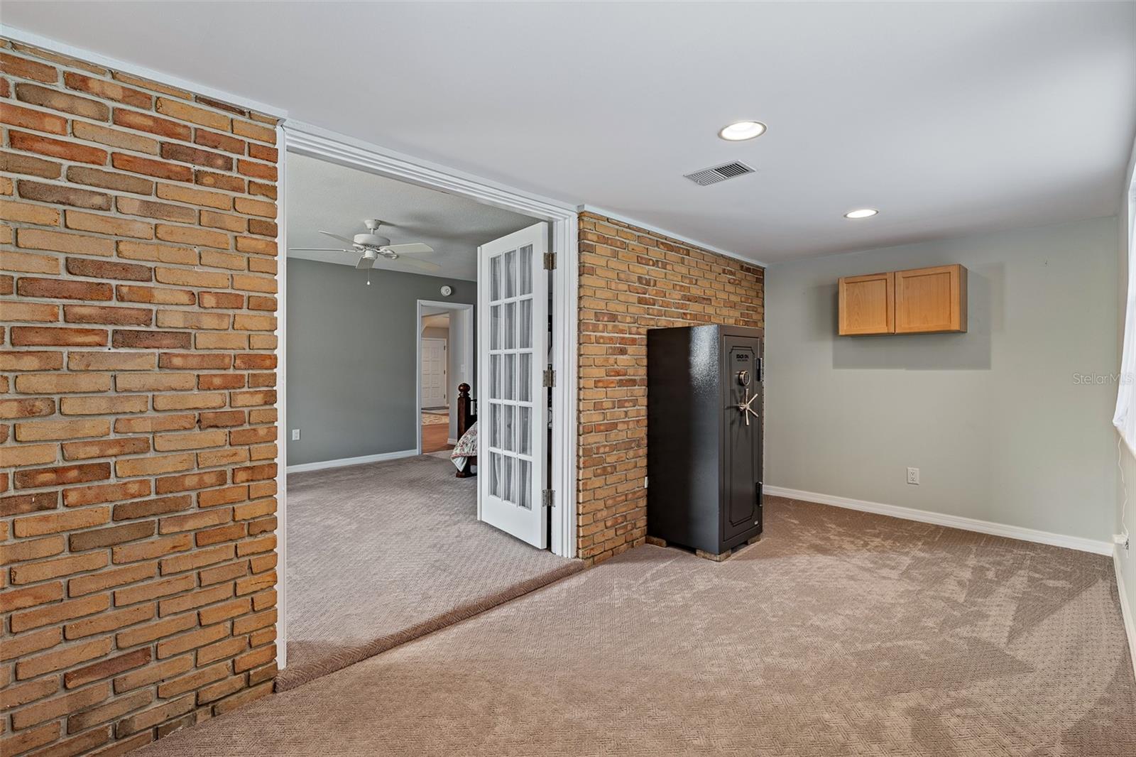 Image 33 of 61 For 2008 Daytona Avenue