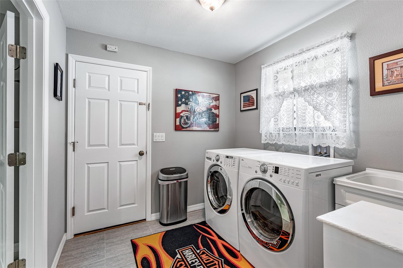 Image 43 of 61 For 2008 Daytona Avenue