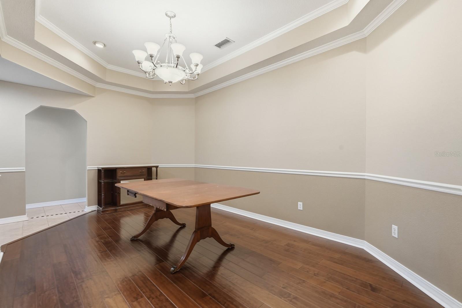 Image 15 of 66 For 241 Crystal Cove Drive