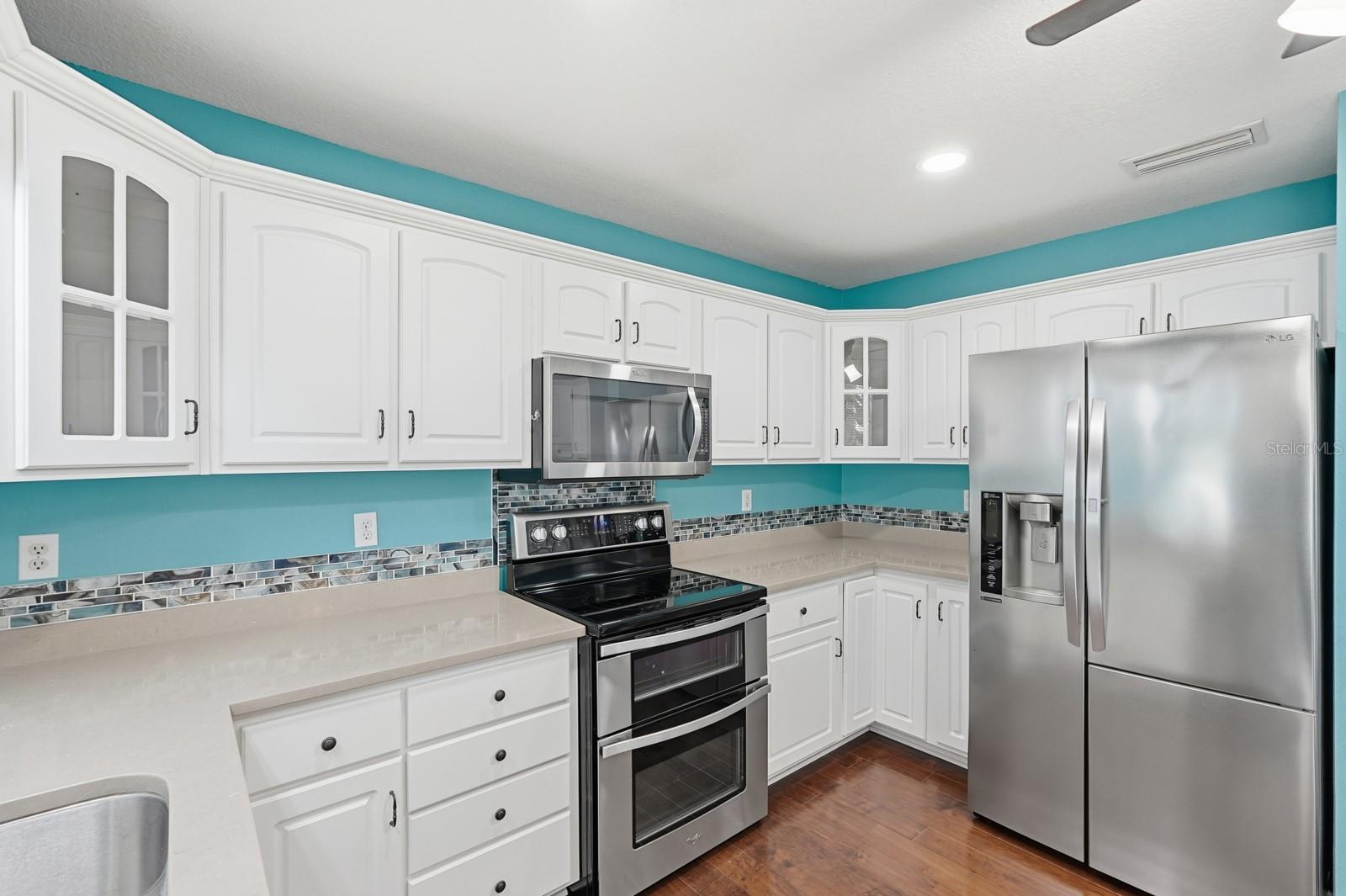 Image 20 of 66 For 241 Crystal Cove Drive