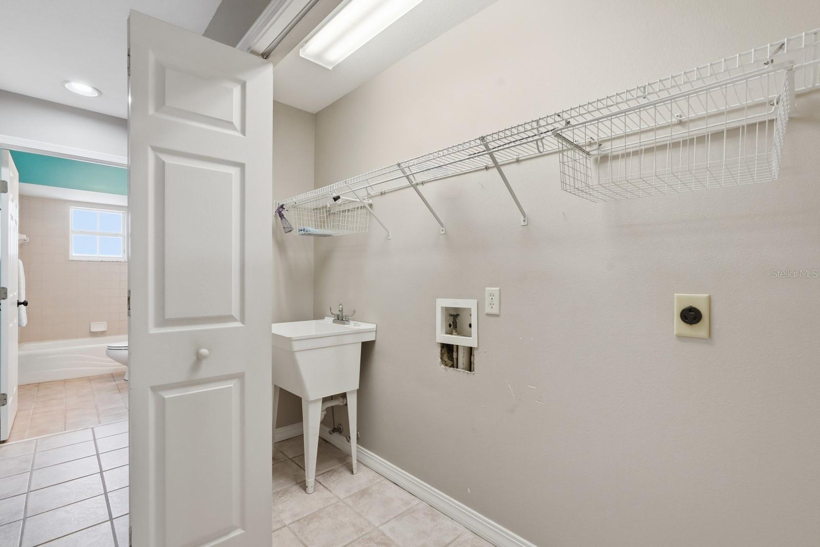 Image 45 of 66 For 241 Crystal Cove Drive