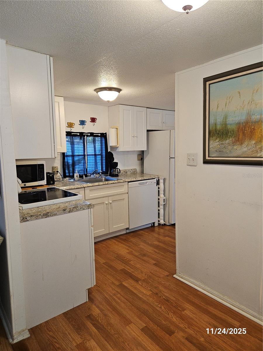 Image 15 of 41 For 112 Barefoot Trail