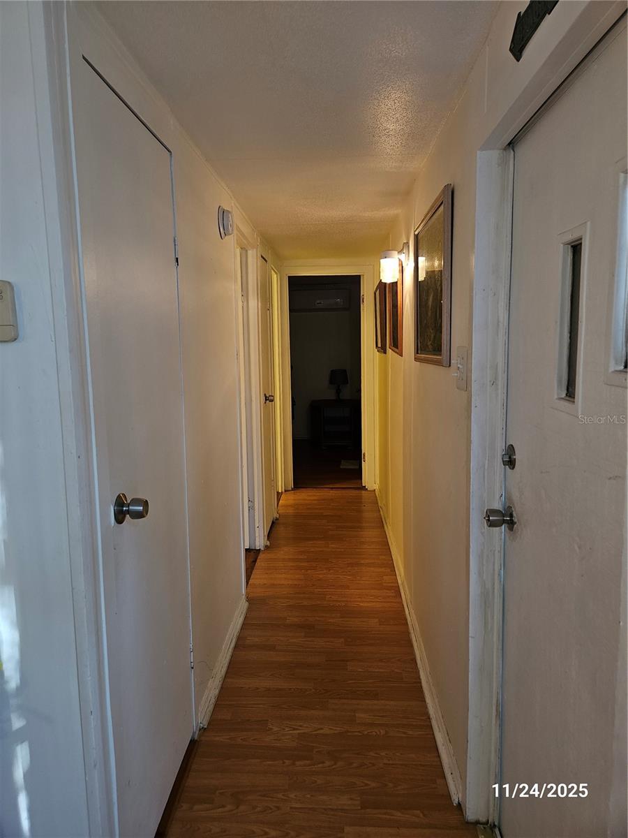 Image 25 of 41 For 112 Barefoot Trail