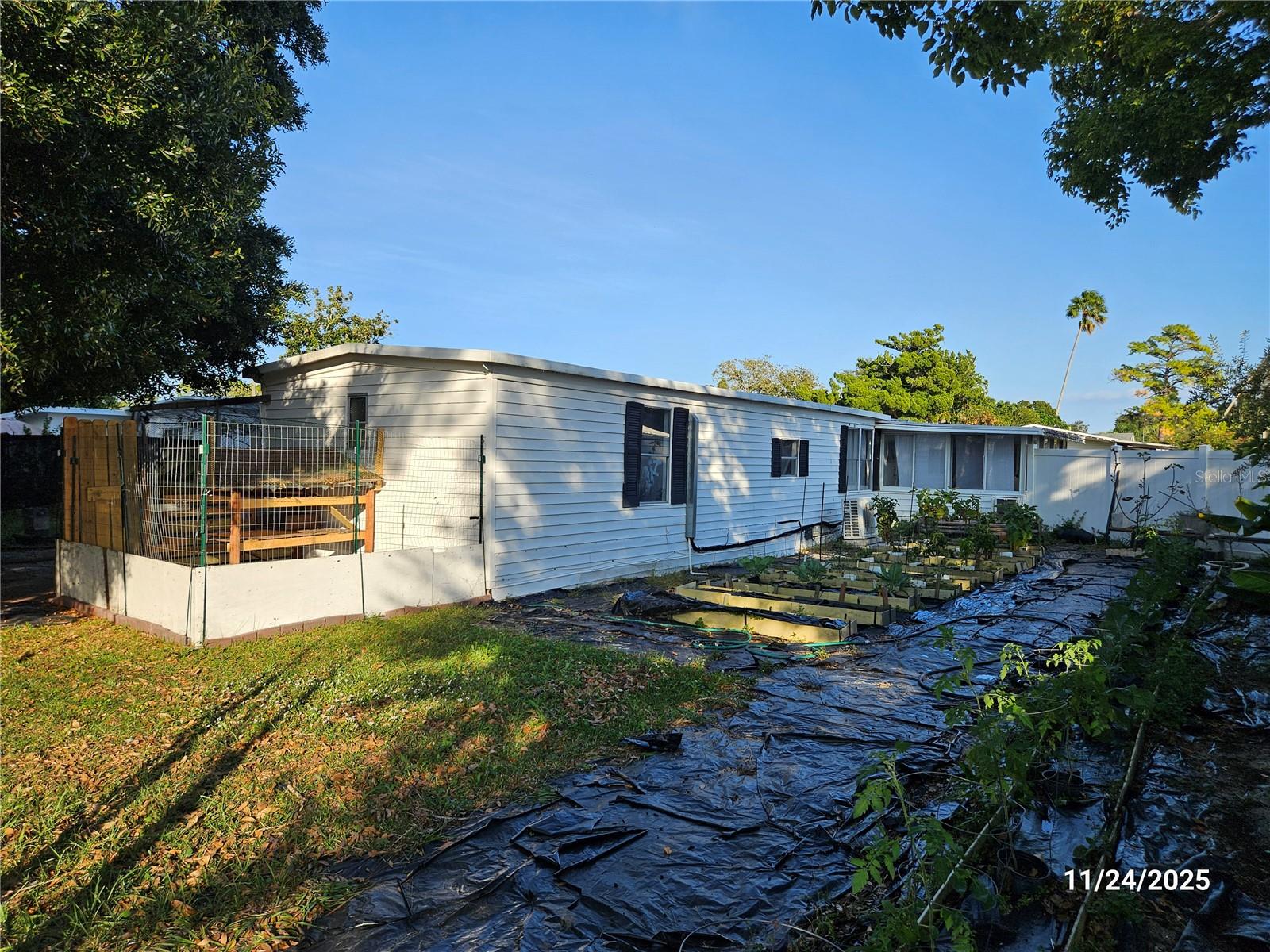 Image 37 of 41 For 112 Barefoot Trail