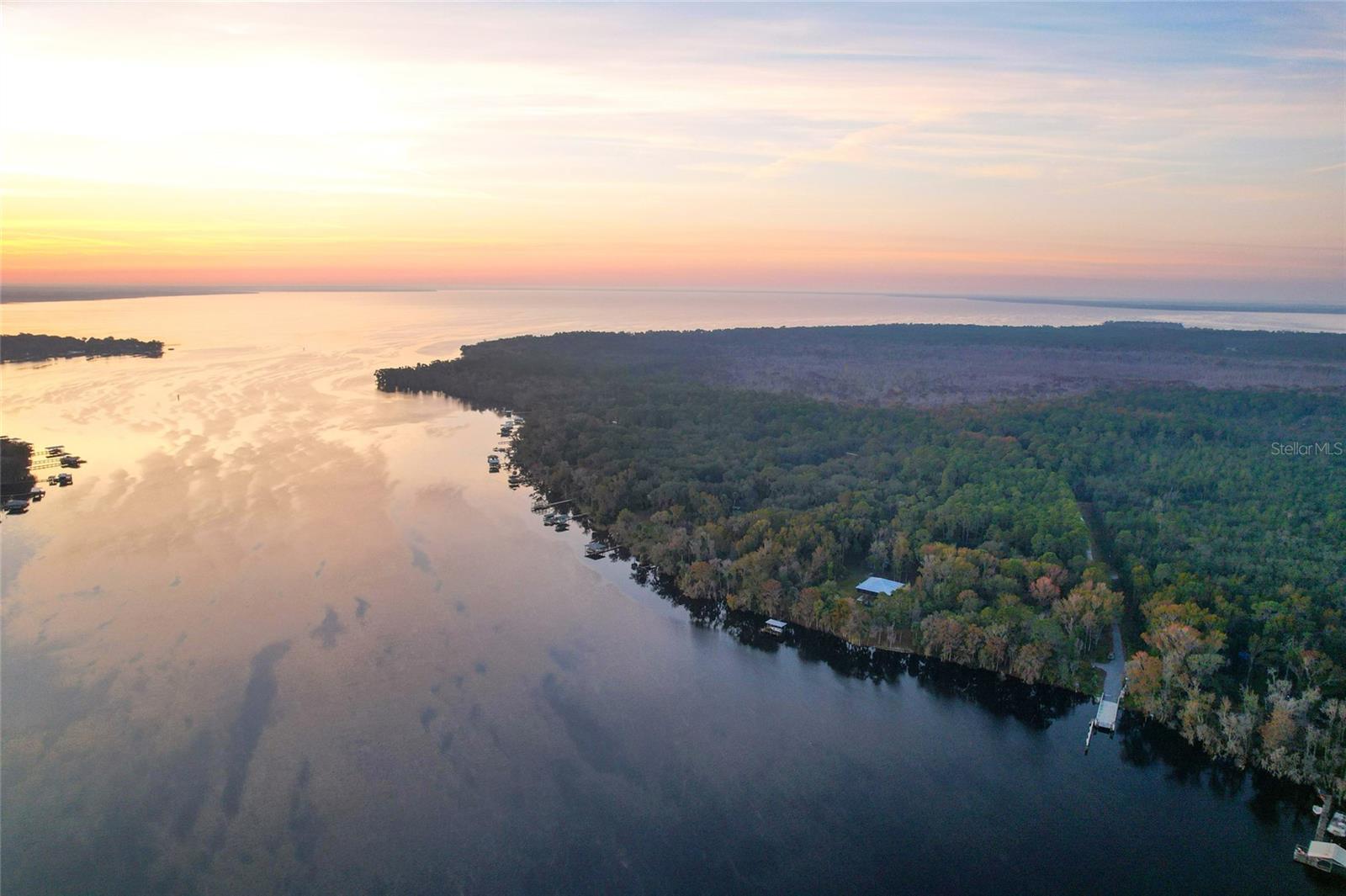 Image 52 of 59 For 122 Drayton Island Road