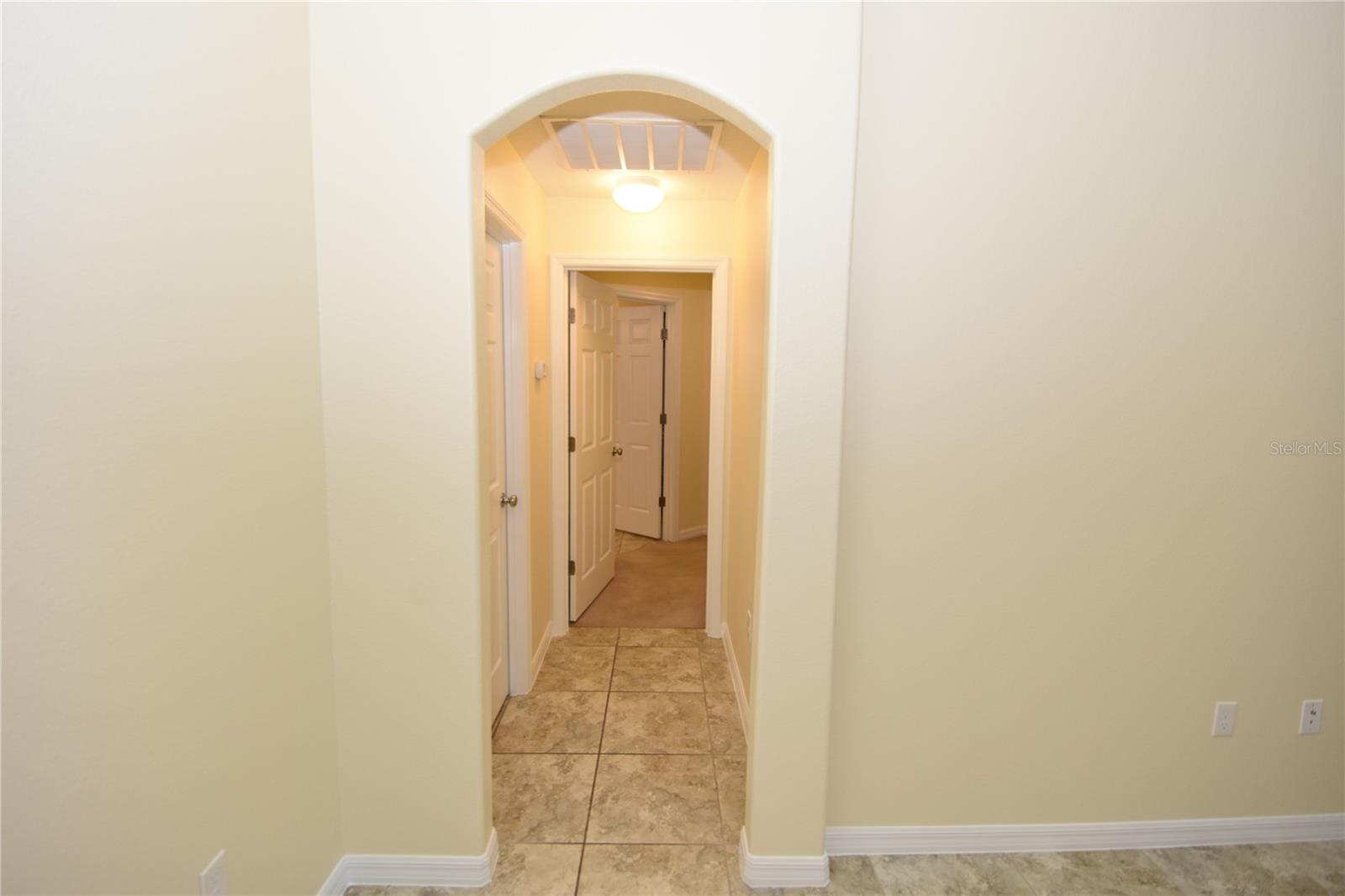 Image 21 of 40 For 56 Pin Oak Drive