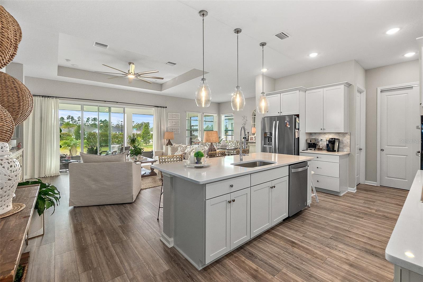 Image 37 of 40 For 4 Jackson Blue Place