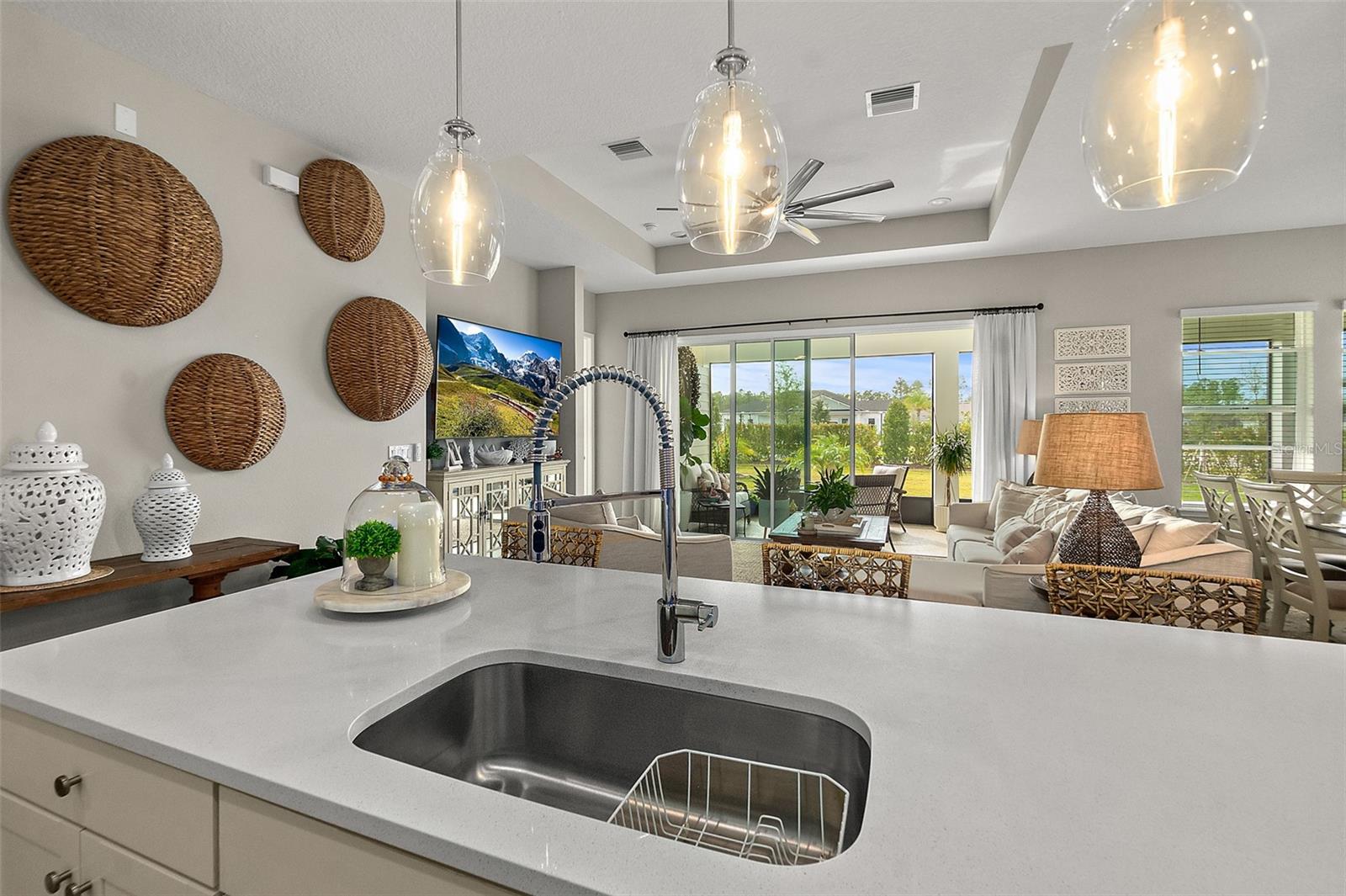 Image 38 of 40 For 4 Jackson Blue Place