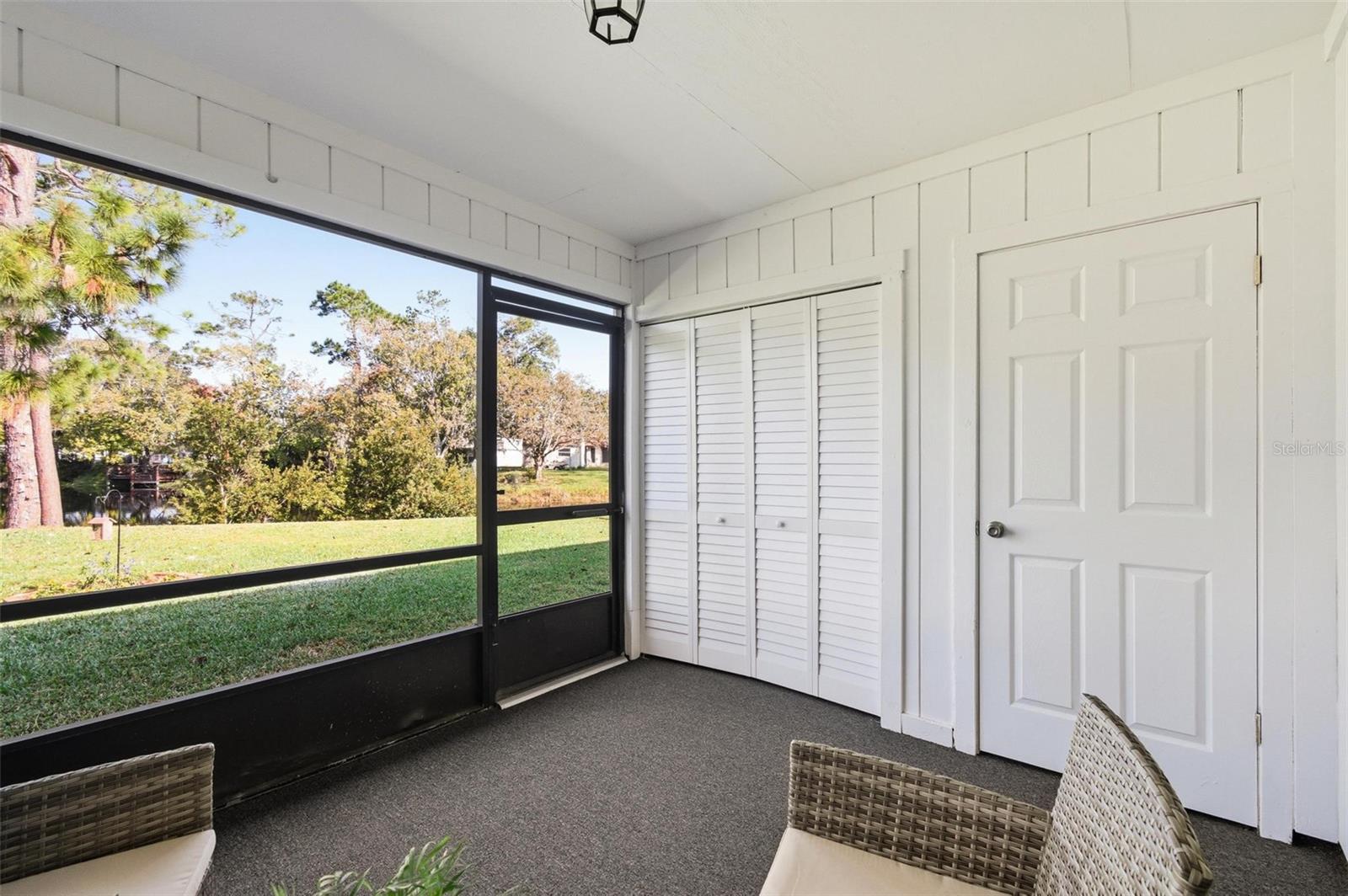 Image 28 of 39 For 32 Kings Colony Court