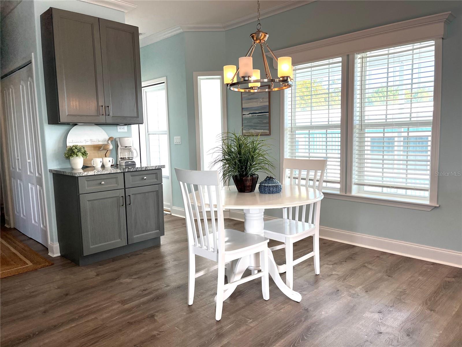 Image 15 of 62 For 17 Windward Drive