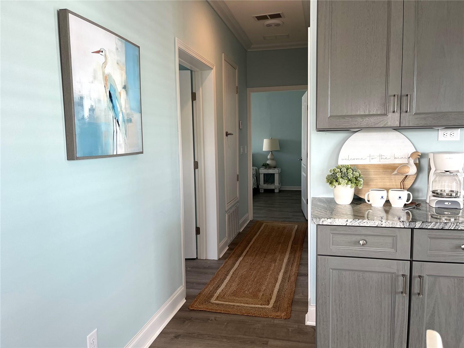 Image 18 of 62 For 17 Windward Drive